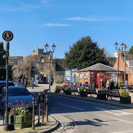 Ludlow - Linnet House - Well Presented Townhouse With Parking - Perfect Location For Exploring On Foot, Sleeps Up To 8 Guests - Hosted By Rentmyhouse מראה חיצוני תמונה