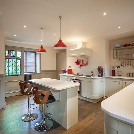 Ludlow - Linnet House - Well Presented Townhouse With Parking - Perfect Location For Exploring On Foot, Sleeps Up To 8 Guests - Hosted By Rentmyhouse מראה חיצוני תמונה