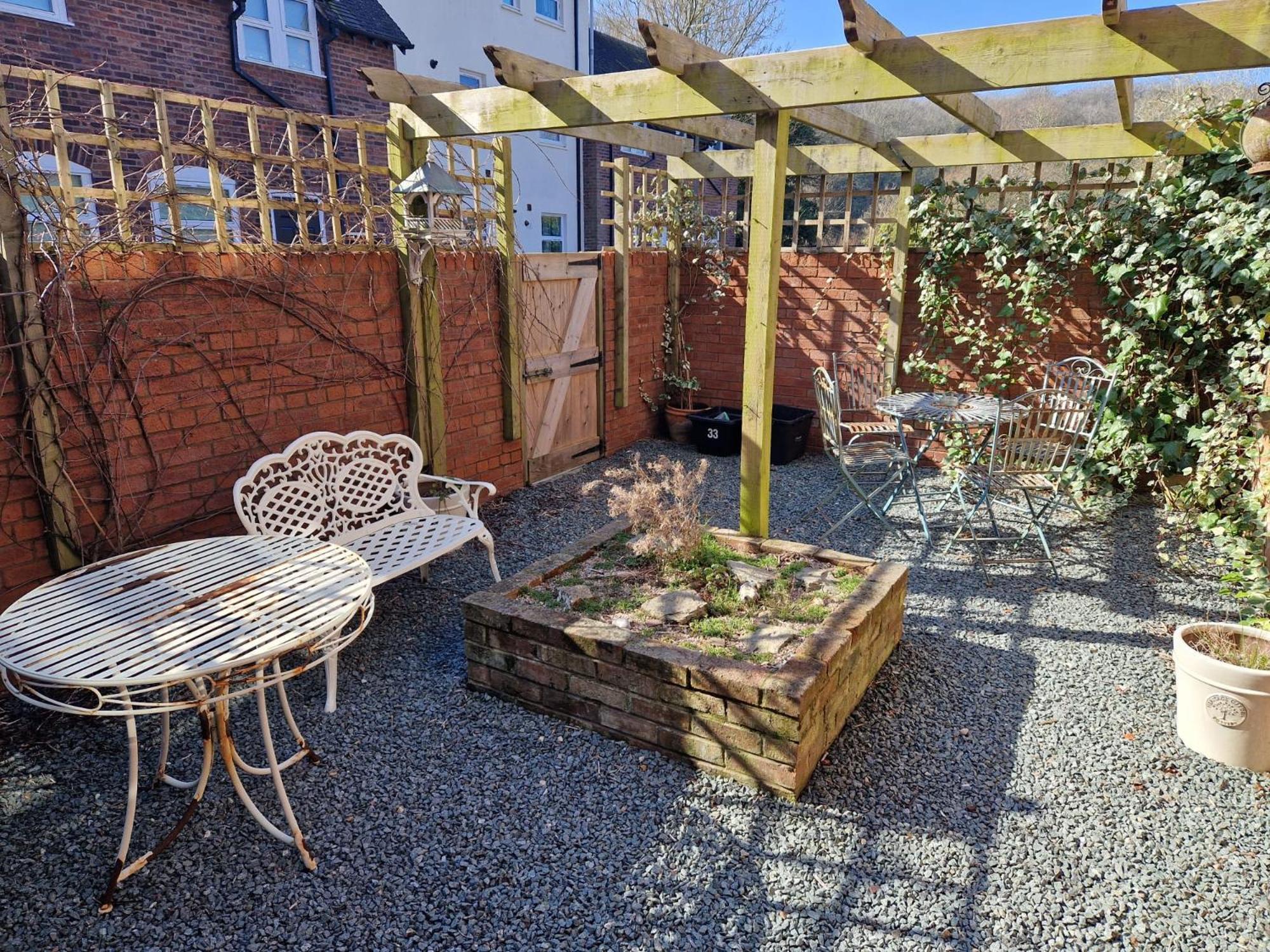 Ludlow - Linnet House - Well Presented Townhouse With Parking - Perfect Location For Exploring On Foot, Sleeps Up To 8 Guests - Hosted By Rentmyhouse מראה חיצוני תמונה