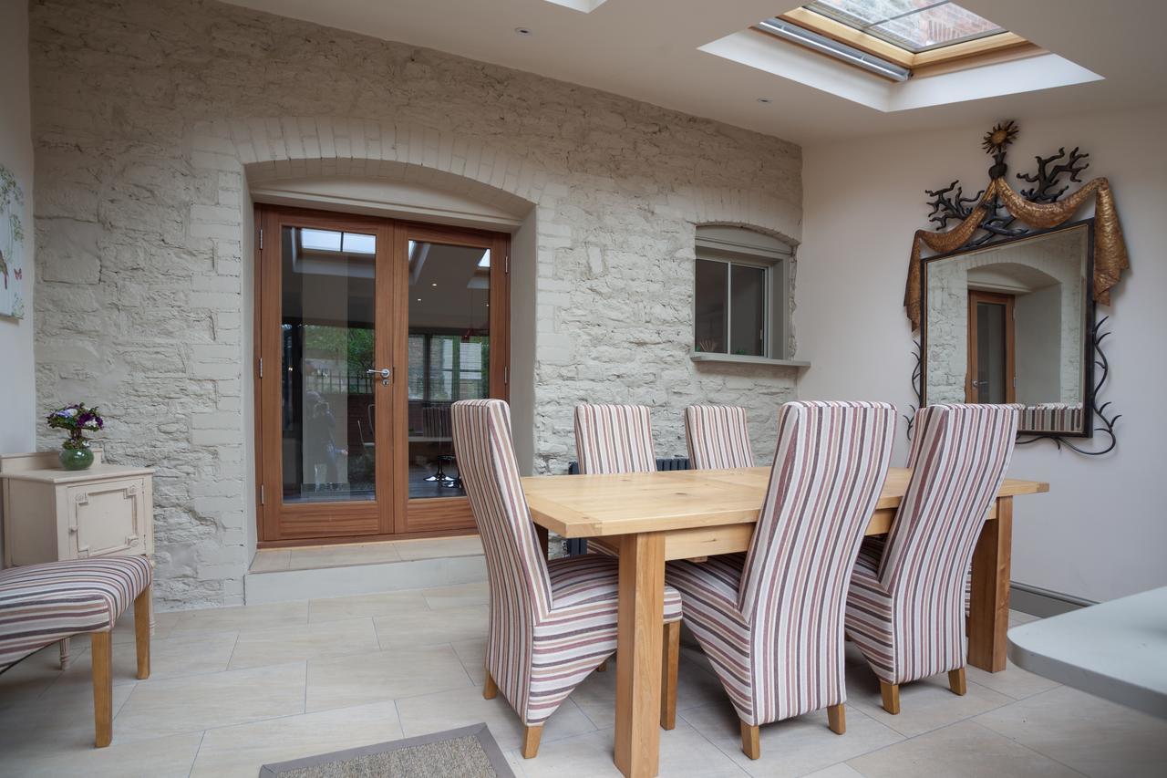 Ludlow - Linnet House - Well Presented Townhouse With Parking - Perfect Location For Exploring On Foot, Sleeps Up To 8 Guests - Hosted By Rentmyhouse מראה חיצוני תמונה